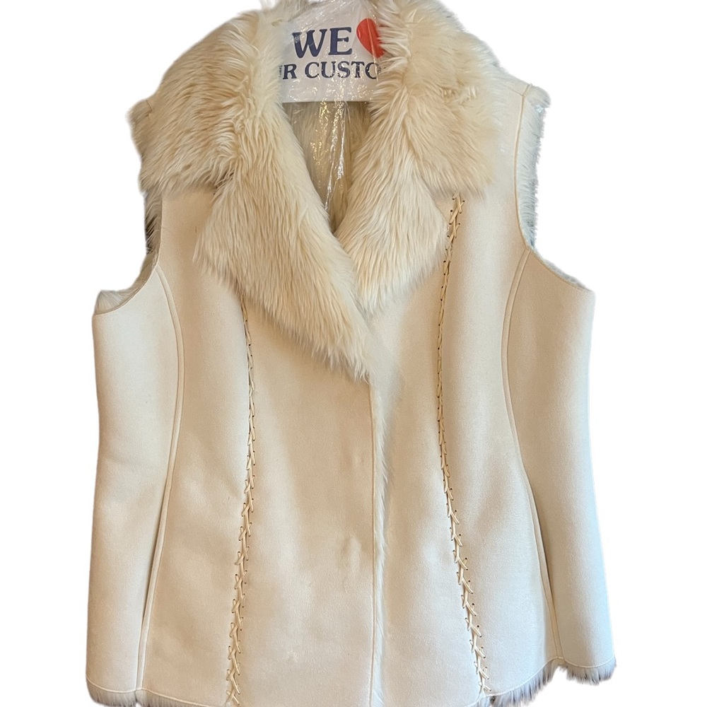 Microsuede Vest Off White Faux Fur Collar Lining Pockets & Hidden Hook Eye Close